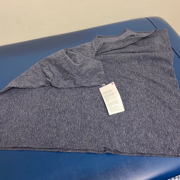 Lululemon Vinyasa Scarf - Picture 2 of 8